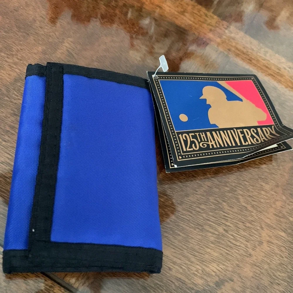 Chicago Cubs MLB Team Trifold Wallet Vintage 1990 Logo Velcro Baseball Rico New